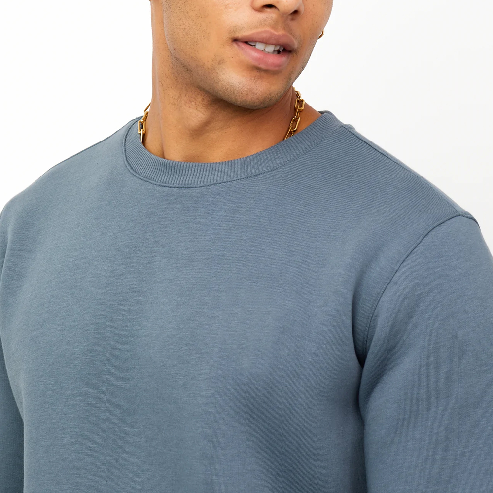 crew-neck-sweatshirt-stormy-grey (3)