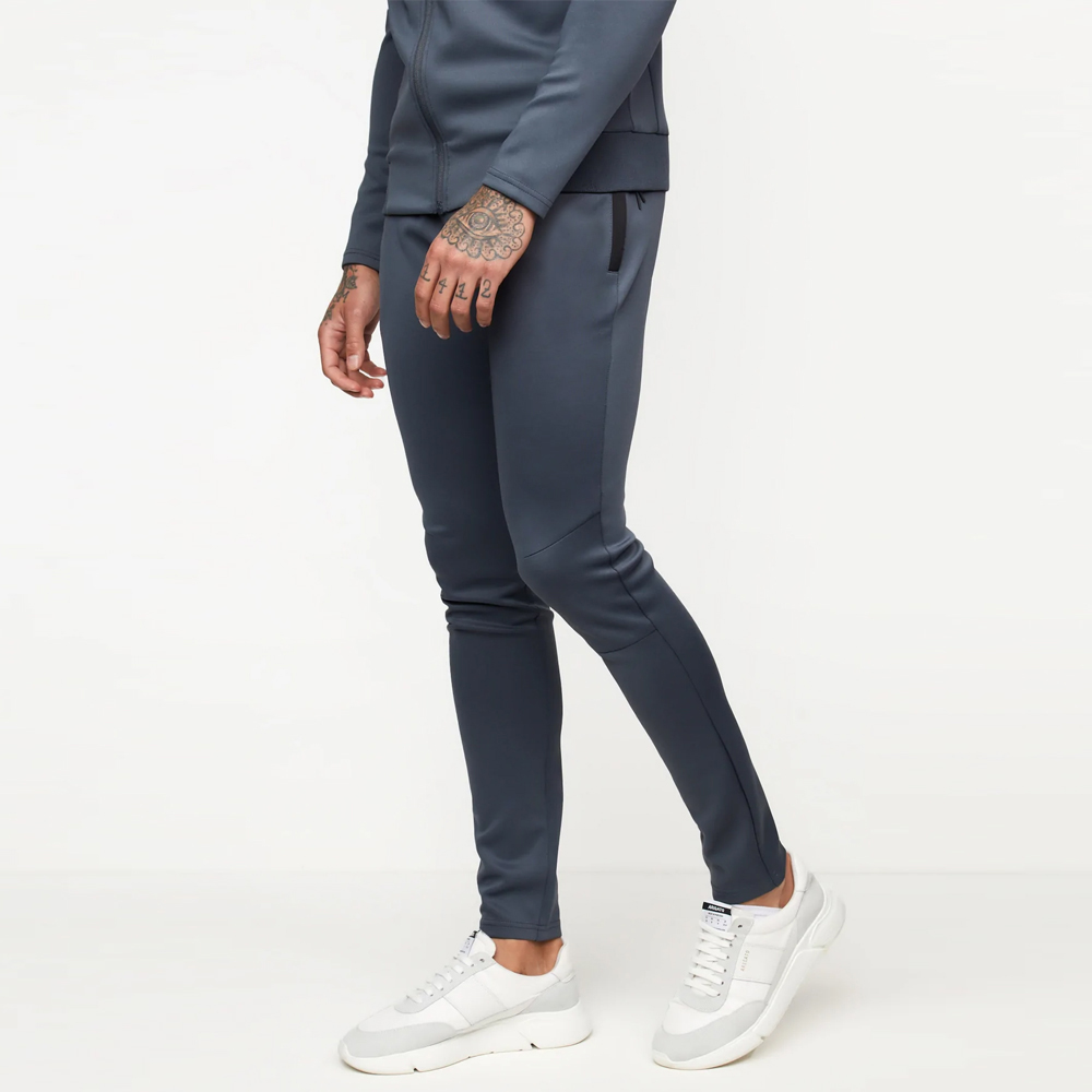 tracksuit-turbulence (3)